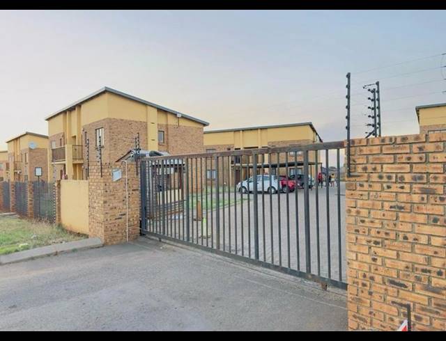 2 BEDROOM APARTMENT FOR SALE IN DAWN PARK